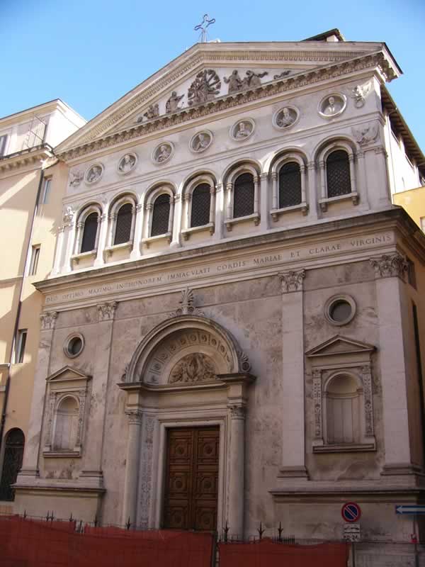 Santa Chiara Eglises de Rome la façade